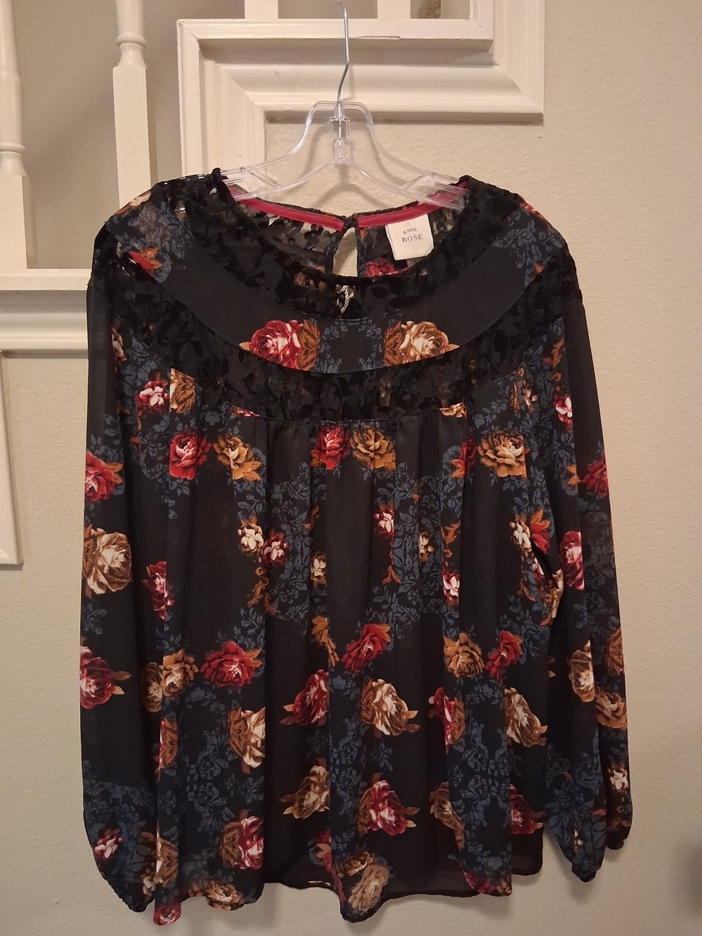 Knox Rose Black Floral Peasant Blouse